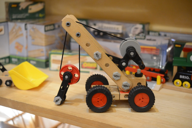 4才】「小さな大工さん」&「BRIOビルダー」-『つくる人へ導くおもちゃ 