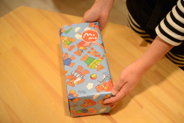 momo_giftwrapping9.jpg